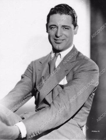 early Cary Grant portrait 8b20-14698