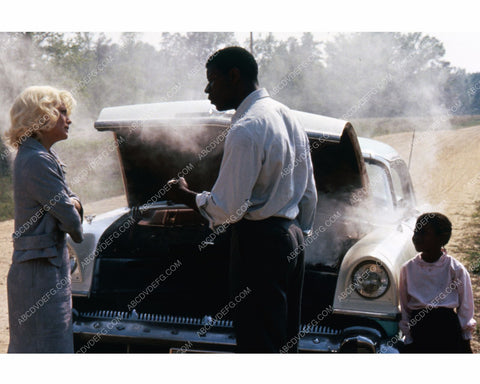 Michelle Pfeiffer Dennis Haysbert film Love Field 8b20-14875