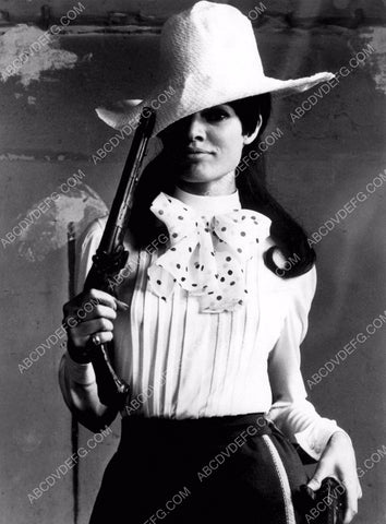 Brigitte Bardot with musket dueling pistols 8b20-14919