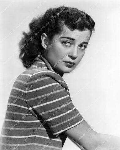 cute Gail Russell portrait 8b20-15064