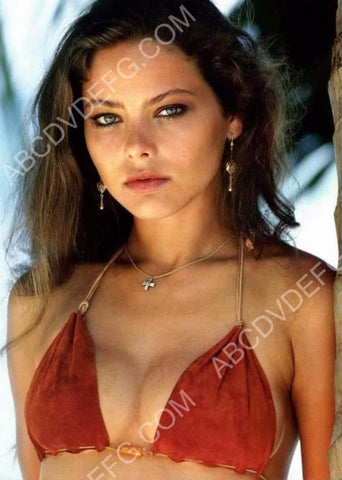 Ornella Muti in tiny bikini 8b20-15377