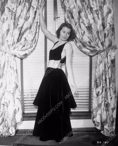 Barbara Stanwyck modeling her new dress 8b20-15551