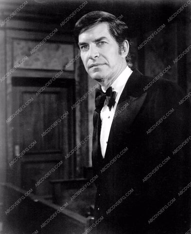 handsome Martin Landau portrait 8b20-15582