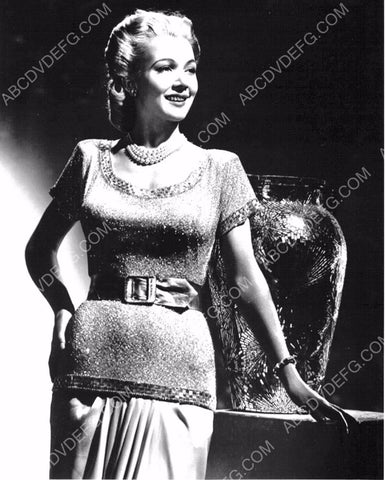 Carole Landis portrait 8b20-15614