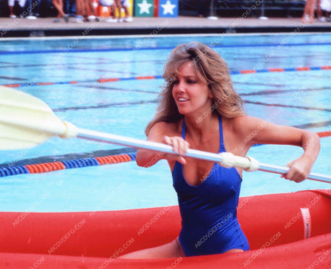 Heather Locklear in kayak TV Battle of the Network Stars 8b20-15760