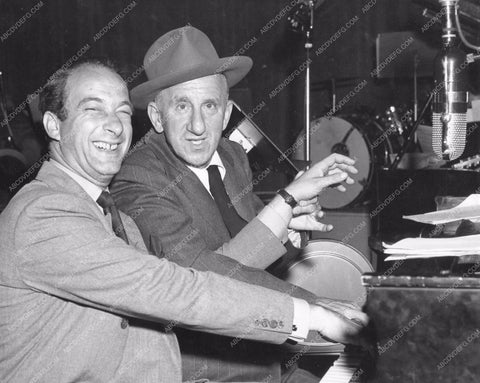 Victor Borge Jimmy Durante AFRS Armed Forces Radio Service 8b20-15844