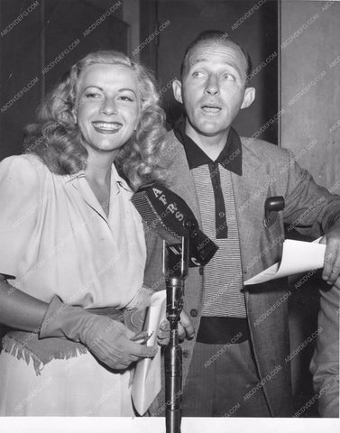 G.I. Jill Martha Wilkerson Bing Crosby AFRS Armed Forces Radio Service 8b20-15847