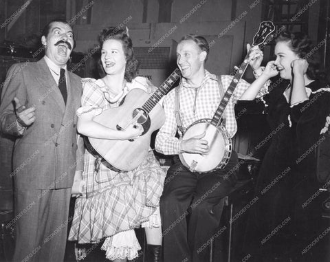 Jerry Colonna Lulu Belle and Scotty Gloria Jean AFRS Armed Forces Radio Service 8b20-15874
