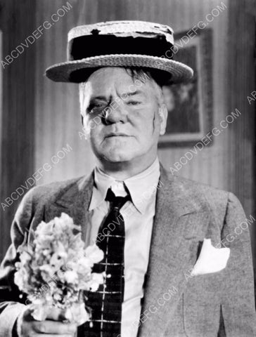 W.C. Fields film Man on the Flying Trapeze 8b20-16025
