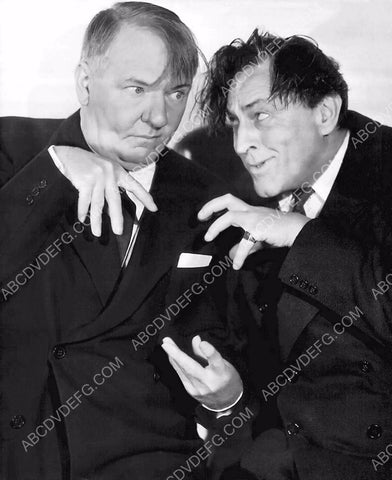 W.C. Fields clowning around w a friend 8b20-16075