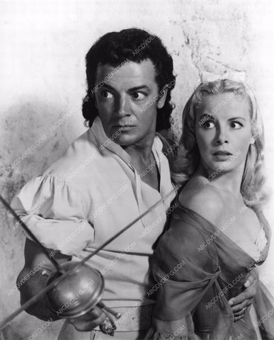 Cornel Wilde ready for fencing Jean Wallace film Star of India 8b20-1620