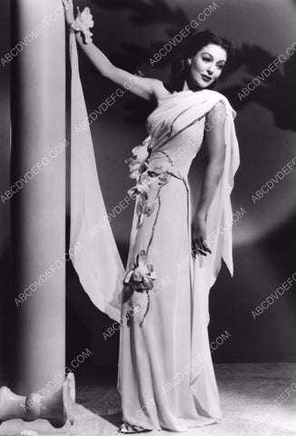 fashionable Loretta Young portrait film Bedtime Story 8b20-1676