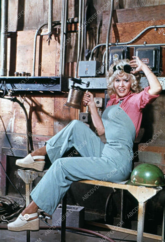 Connie Stevens with her mini welding torch 8b20-16823