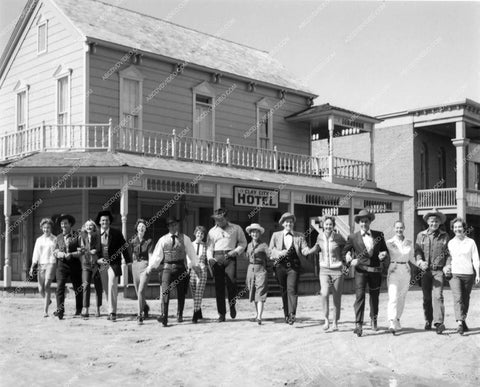 TV Cowboys James Garner Hugh O'Brien Clint Walker Will Hutchins more Warner Brothers street 8b20-16986