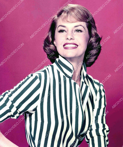 beautiful Cyd Charisse portrait 8b20-17007