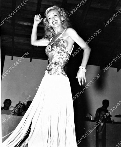 Carole Landis on stage for some event 8b20-17081