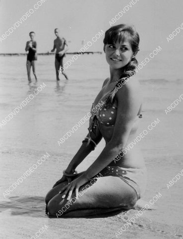 Claudia Cardinale at the beach in her new bikini 8b20-17190