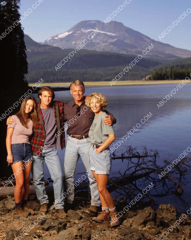 Jennifer Love Hewitt Eric Close Chad Everett Shawn Huff TV McKenna 8b20-17362