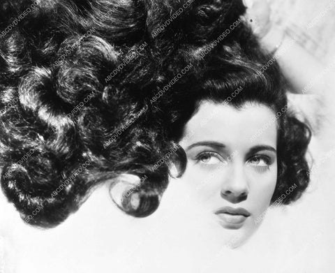 Gail Russell glamour portrait 8b20-17397