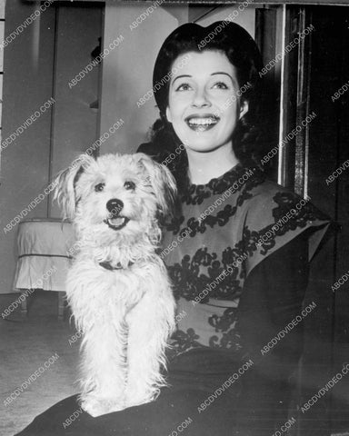 Gail Russell poses with her dog 8b20-17404