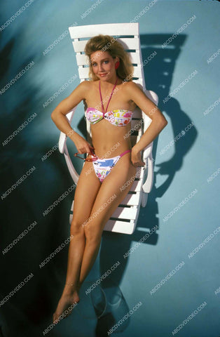 Heather Locklear beautiful in new bikini 8b20-17580