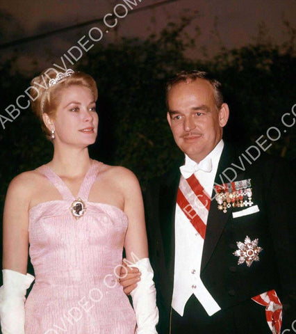 candid Grace Kelly Prince Rainier 8b20-17629