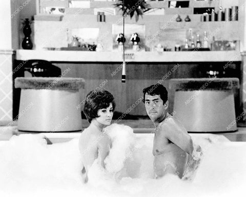 Sophia Loren Dean Martin take a bubble bath 8b20-17785