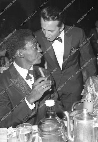 candid Bobby Darin out w friends 8b20-17853