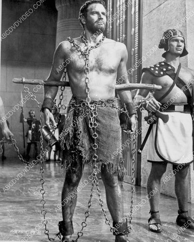 Charlton Heston tied in chains film Ben-Hur 8b20-17924