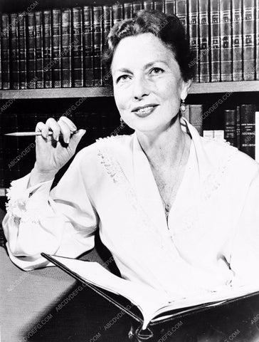 Agnes Moorehead in her library at home 8b20-1792