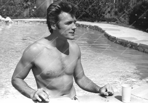 Clint Eastwood goes for a swim 8b20-17959