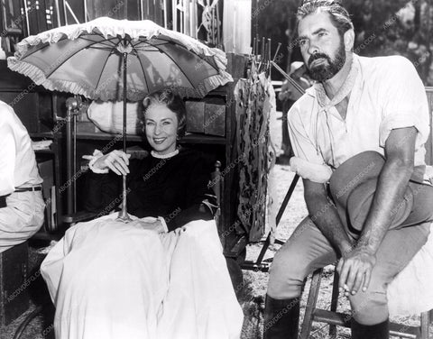 candid Agnes Moorehead Tyrone Power behind the scenes 8b20-1799