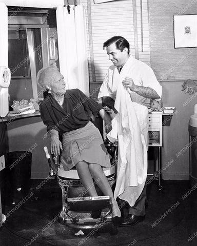 Agnes Moorehead in makeup chair for extreme aging 8b20-1805