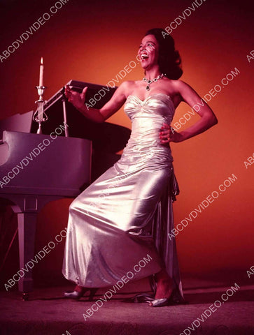 Dorothy Dandridge singing away by the piano 8b20-18144