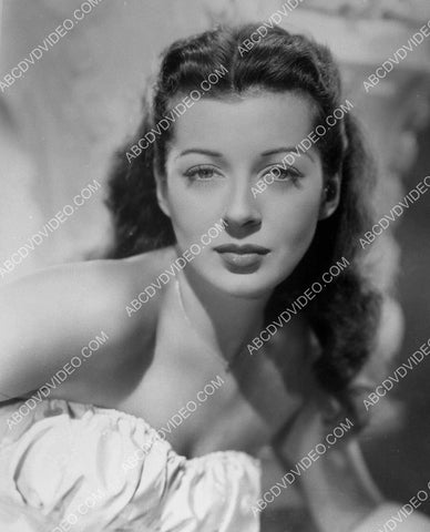 sultry Gail Russell portrait 8b20-18381