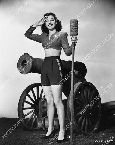 Gail Russell ready to fire the cannon 8b20-18399
