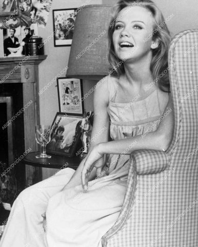 cool candid Hayley Mills 8b20-18426