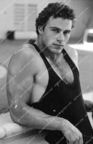 handsome Jon-Erik Hexum in the swimming pool 8b20-18654