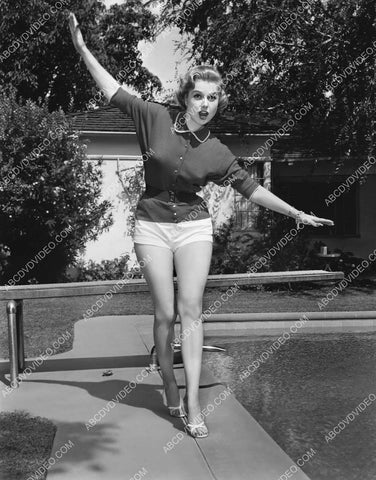 Martha Hyer in short shorts and high heels 8b20-18786