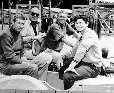 James Coburn Steve McQueen Charles Bronson on set film The Great Escape 8b20-19041