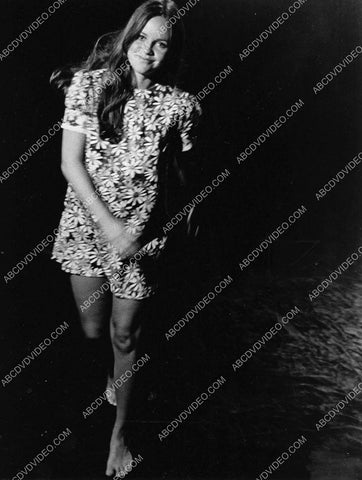 Sally Field in groovy 60's fashion 8b20-19112