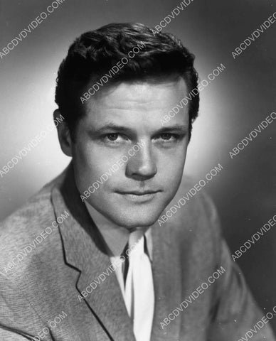 handsome Jack Lord portrait 8b20-19158