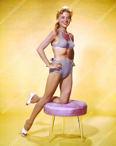 Peggie Castle in her new bikini 8b20-20046