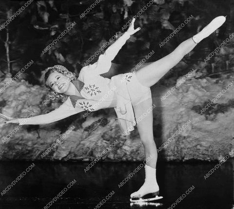 ice skating star Sonja Henie 8b20-20118