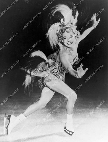 Sonja Henie on the ice 8b20-20120