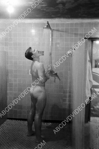 Pat Boone in the shower in the all together 8b20-20282