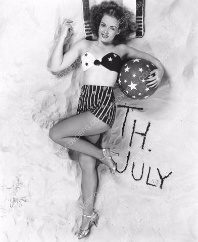 sexy Angela Greene does patriotic 4th of July pinup cheesecake pose 8b20-2097