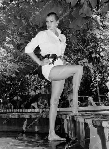 Anita Ekberg strikes a sexy pose at the pool 8b20-2206