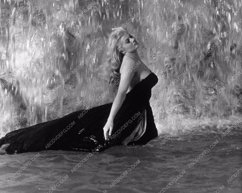 gorgeous Anita Ekberg at the waterfall 8b20-2237