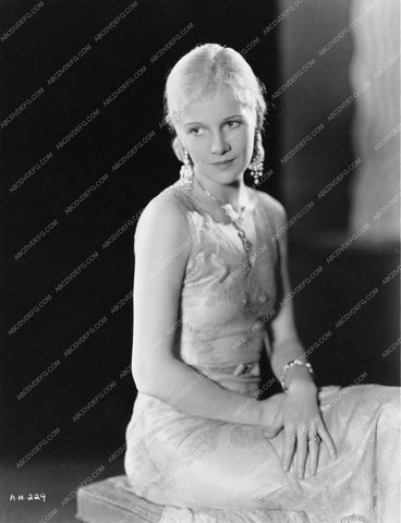 beautiful Ann Harding seated portrait 8b20-2324